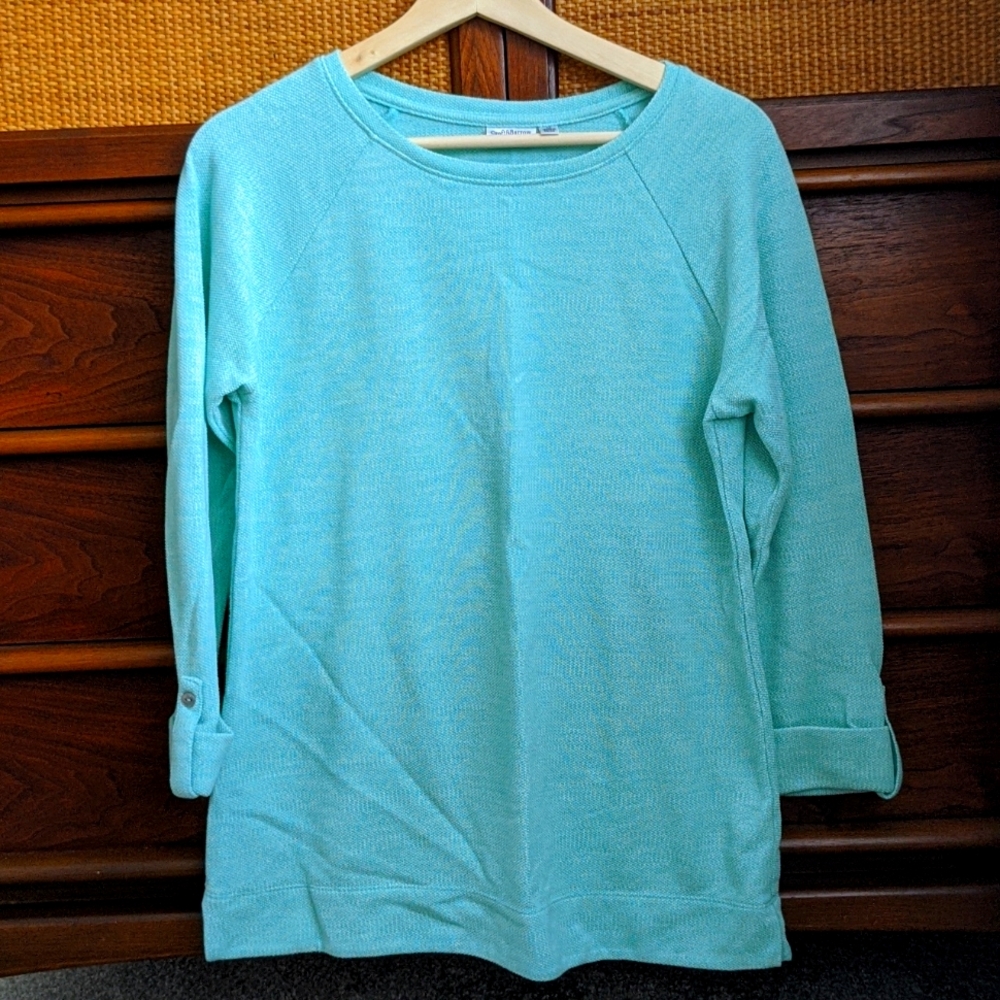 Mint green Croft and Borrow Casual 3/4 sleeve raglan sweater.